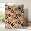 Manta de franela temática de Halloween con estampado digital, exclusiva para ventas transfronterizas, disponible para envío directo de artículos individuales, adecuada para siestas en la oficina y uso con aire acondicionado