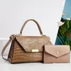 Bolso de mano con estampado de cocodrilo para mujer 2026 nuevo diseño de moda, bolso de hombro cruzado, bolso pequeño cuadrado de alta gama, bolso versátil para el día a día