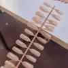 Piezas de Uñas Prefabricadas Plegables y Sin Marca con Color de Uña Resistente para el Toque de la Princesa Hua Cara Ovalada Rosa Color Músculo Arte de Uñas Mano para Tamaño Especial