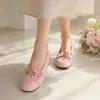 Mocasines de cuero súper suaves con estampado de florecitas de hadas, colección primavera 2026, zapatos Mary Jane planos con puntera cuadrada, cuero suave y un diseño delicado y femenino
