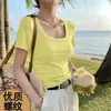 Top Feminino da Moda Respirável com Costela Gola Quadrada Manga Curta Cor Sólida Clássico Estilo Hong Kong para um Look Jovem