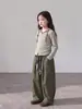 Conjunto de Otoño de Moda para Niñas Mayores 2026 Nuevo Estilo Sudadera-Chamarra de Punto con Capucha para Niñas y Pantalones de Pierna Ancha Estilo Coreano para Niños