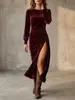Vestido de Otoño Europeo y Americano Transfronterizo para Mujer con un Diseño de Moda de Alta Gama, Estilo de Nicho, Ceñido a la Cintura, Vestido de Terciopelo con Cuello Redondo para Mujer