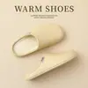 Zapatillas de Algodón de Punta Cerrada Estilo Nuevo para Mujer, Impermeables, Antideslizantes, Felpudas, Zapatillas para el Hogar de Interior para Parejas, Zapatillas de Algodón Otoño e Invierno para Hombre, Venta al por Mayor