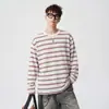 Camiseta listrada color-block estilo retrô americano de manga comprida, masculina, tendência de outono, corte solto, modeladora, top versátil para usar por baixo