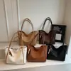 Bolso Tote de Hombro Tejido Grande de Capacidad Nuevo para Mujer 2025 Simple Color Sólido Elegante Estilo Coreano Estilo Perezoso