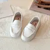 Sapatos Infantis da Moda 2026 Novo Estilo Confortáveis Slip-On Sapatos Preguiçosos Casuais Versáteis para Crianças Mocassins Sapatos de Couro da Moda