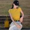 Playera de Manga Corta con Cuello Redondo de Color Sólido para Mujer Verano Look Adelgazante 2025 Nuevo Estilo Coreano Simple Algodón Puro Sexy Top de Hombro Derecho