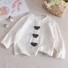 Camiseta Infantil Feminina 2026 Nova Outono Estampa de Coração, Blusa Manga Longa Estilo Coreano com Bolinhas para Bebê Menina, Camiseta Básica Infantil Primavera e Outono