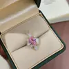 Colar de Zircônia Amarela Brilhante com Pingente de Diamante Amarelo Novo Estilo Europeu e Americano Corrente para Clavícula de Zircônia Colorida Joias para Banquete Atacado