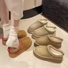 Pantuflas peludas para mujer, nuevo estilo de invierno 2026, antideslizantes, para usar en exteriores, de punta cerrada, diseño de media pantufla, combinación de cuero y piel, cálidas, botas de nieve de suela gruesa