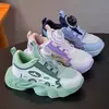 Sapatos infantis populares para meninas, novo estilo primavera/outono 2026, tênis infantis com botões, malha respirável, tênis robustos para meninas, para crianças mais velhas