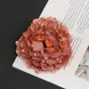 Nuevas Cabezas de Flores Artificiales de Peonía Decoración de Flores de Seda DIY Accesorios para el Cabello Hechos a Mano Pasadores Flores Artificiales Retro Europeas Fabricante Venta al por Mayor