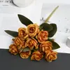 Flores artificiais em cores de outono, gipsofila, pequenas rosas, flores falsas para decoração de sala de estar interna, adereços de fotografia, flores para arranjo de cena de casamento