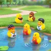 Micro-Paisaje Creativo Baloncesto Pato Pequeño Muñeco Lindo Muñeco de Granos Casa de Muñecas DIY Accesorios Decorativos Tablero del Coche Escritorio Pequeños Adornos
