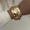Pulsera Geométrica Exagerada con Cortes Personalizados Transfronteriza Europea y Americana Moda Industria Pesada Diseño de Nicho Aleación Fotosensible Pulsera