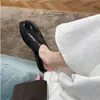 Versión de Piel de Vaca 2026 Primavera/Verano Nuevo Estilo Planos Poco Profundos Slip-On Zapatos de Pezuña de Cerdo con Punta Dividida para Mujer Cuero Genuino