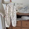 Nuevos pijamas de otoño e invierno para niños, camisones para niñas, ropa de casa para bebé Clase A, pijamas para bebés, pantalones largos, conjunto de bata