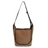 Bolsa de Ombro Grande de Lã de Cordeiro Costurada para Mulheres 2025 Nova Inverno Bolsa Tote Popular Estilo Coreano Deste Ano
