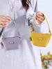 Bolso de mano de diseño exclusivo para mujer, de alta calidad, elegante y perfecto para guardar monedas y auriculares.; un tarjetero mini y portátil y una bolsa pequeña para el día a día