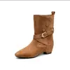 Botas de media pantorrilla, botas versátiles, moda Western 2026, retro nuevo plisado puntera redonda, interior elevador de altura, hebilla de cinturón, botas de montar, estilo apilado