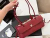 Bolso Estilo Chanel 26S Baguette Bolso de Hombro de Piel Genuina Bolso de Axila Acolchado Versión de Alta Gama Bolso de Mano con Patrón de Grano Bolso Bowling