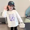 Camiseta de algodón puro para niñas, tallas mediana y grande, bonita camiseta de manga larga básica para niños, top para niña pequeña, nuevo estilo primavera y otoño 2026