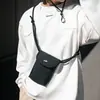 Bolso cruzado ligero para teléfono móvil de nicho para ocio transfronterizo 2025 nuevo para parejas todo a juego bandolera pequeña importación