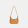 "Cloud Toast" Bolso Pequeño de Cuero Mate de Alto Brillo con Correa Ajustable para Hombro/Cruzado