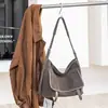 Bolso Bandolera Hobo Nuevo de Piel de Vaca Mate Gran Capacidad para Viajes Diarios Un Solo Hombro Cruzado Casual Retro Piel Genuina Bolso de Cartero