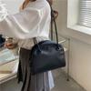 Bolso tipo almohada para mujer 2022 Nueva moda Color sólido Versátil Retro Bolso de hombro Verano Moderno Bolso de axila Bolso tote