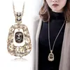 Colar de Cobra da Moda Design de Nicho de Alta Qualidade Corrente de Lã Luxo Leve Versátil Pingente Exquisito Pingente para Roupas Femininas
