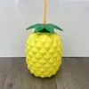 Novo item popular venda direta de fábrica copo de plástico para palito copo de abacaxi com palito rede social copo para chá com leite suco