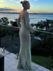 Vestido de praia longo justo sexy sem costas com recortes Amazon Verão 2023 atacado transfronteiriço vestido europeu e americano