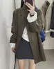 Gabardina de estilo coreano, relajada, con cuello mao, de longitud media, para mujer, principios de otoño, corte holgado para figuras petite, con puños a rayas y diseño casual