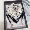 Lenço Magnético de Algodão e Linho 2026, Lenço Quadrado Versátil Estampado, Lenço Triangular Vermelho, Proteção para o Pescoço, Lenço de Pescoço à Prova de Vento