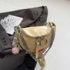 Bolso bandolera de cadena estilo coreano para mujer 2025 Verano Nuevo estilo de moda Bolso de silla de montar Bolso de hombro acolchado estilo coreano