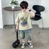 Terno de Verão para Meninos 2025 Novo Moderno Legal Menino Estilo Coreano Manga Curta Bonito Roupa Infantil para Crianças Pequenas Roupas de Verão para Bebê