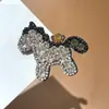 Pinzas para el Cabello de Pony Lindas para Niñas, Pinzas Laterales Completamente de Diamante Estilizadas y Dulces, Pinzas Personalizadas para Flequillo, Pinzas para el Cabello del Año del Caballo para Niñas