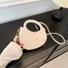Bolso de mano retro de celebridad de internet para mujer 2024 nuevo moda moderno casual bandolera portátil bandolera pequeña cuadrada