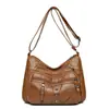 Bolso bandolera y de hombro versátil multicapa de piel suave para mujer, nuevo modelo 2026 para señoras de mediana edad y madres