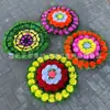 Suministros al por mayor para funerales y sacrificios, Coronas de flores pequeñas para Qingming, Coronas de flores pequeñas con hojas decorativas, Buenas coronas de flores, Flores para ofrendas de Qingming