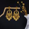 Pendientes Europeos y Americanos Transfronterizos Largos de Gota de Agua con Borla de Hoja y Campana, Clip para la Oreja sin Agujeros, Estilo Étnico Retro de Alta Gama