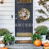 La Guirnalda de Calabaza Artificial y Hojas de Arce Más Popular de Amazon para Halloween con Bayas, Marca de Madera, Decoración Colgante para Puerta Principal de Otoño