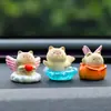 Enfeite de Carro Anjo Gatinho Desenho Animado Criativo Gato Siamês Fofo Estatueta de Resina Decoração de Painel de Carro Presente
