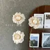 Nova Flor Artificial com 3 Cabeças, Rosa Fada Flip-Flap para Arranjos de Casamento, Arranjos Florais, Paisagismo Externo, Decoração de Hotel e Arte Floral