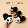 Pantuflas de algodón para niños de invierno con cubierta para el talón para niños y niñas, pantuflas cálidas y de felpa con pelo de panda para niños pequeños y bebés