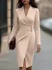 Enviado. Nuevo modelo europeo y americano de Amazon. Vestido liso elegante y entallado, decorado con botones, con cuello de traje y mangas largas
