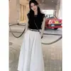 Conjunto de verano, un conjunto completo, adelgazante, color té, color sal, maduro, celebridad de internet, estilo callejero, rejuvenecedor, conjunto de dos piezas, falda, mujeres