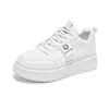 Tenis blancos para mujer, nueva colección primavera/otoño 2026, transpirables, estilo coreano, versátiles, de suela gruesa, zapatillas deportivas casuales
